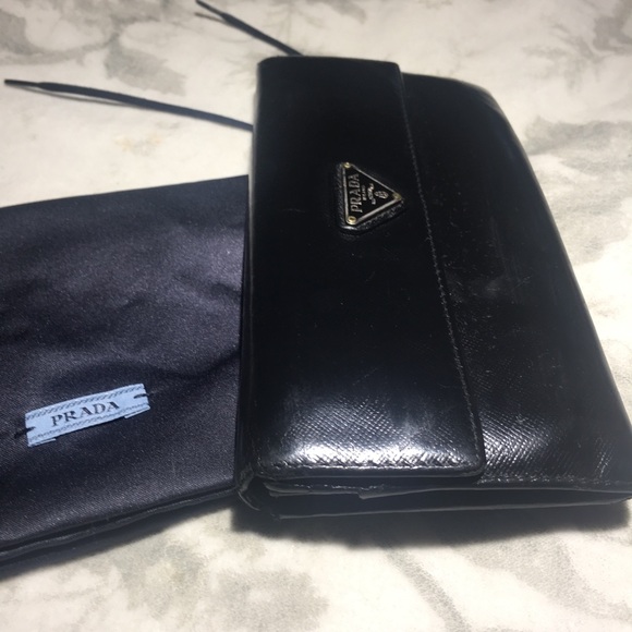 Authentic PRADA Black Saffiano Leather Wallet/Clutch w/ PRADA Dustbag - Picture 4 of 11